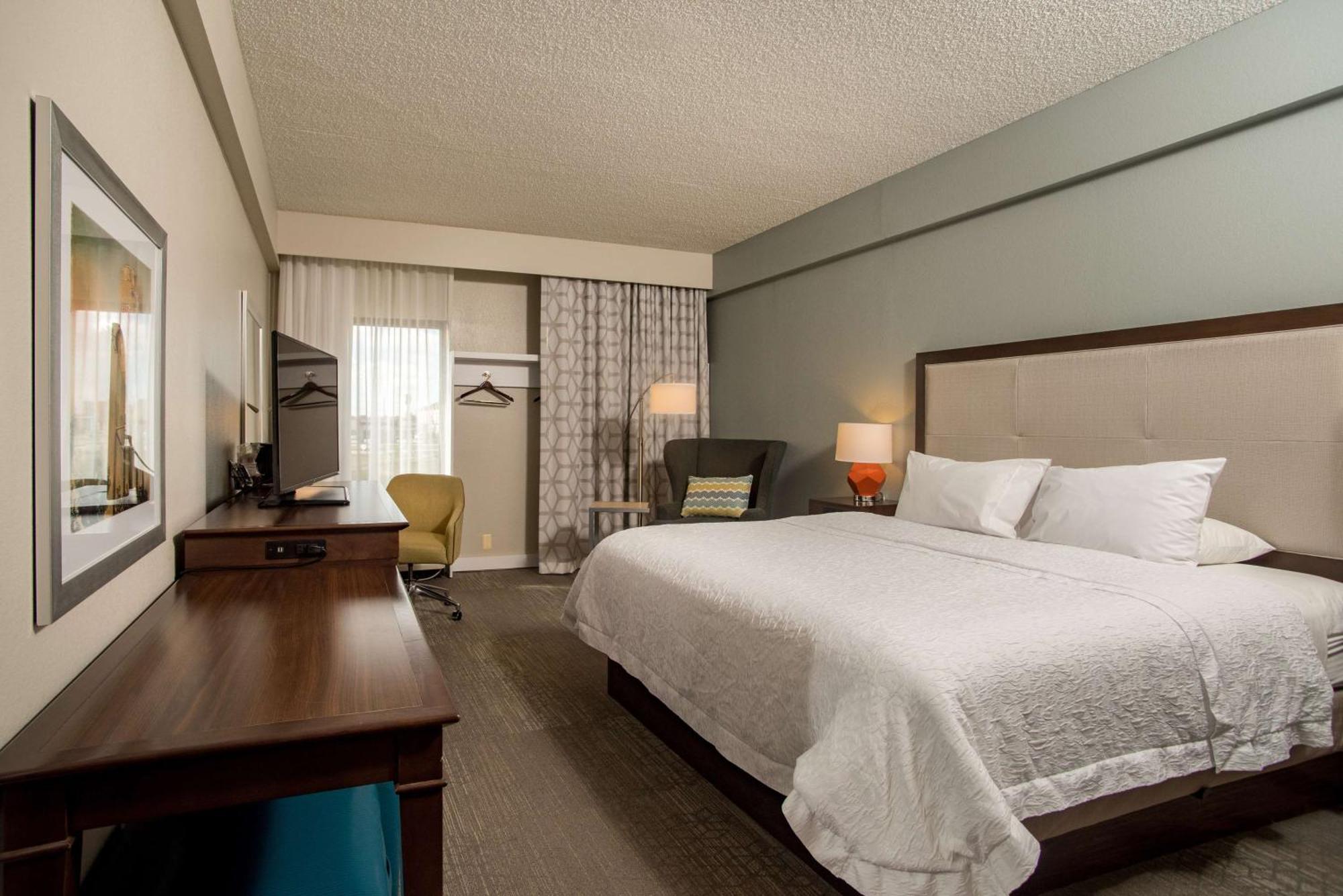 Hampton Inn Joplin Exterior foto