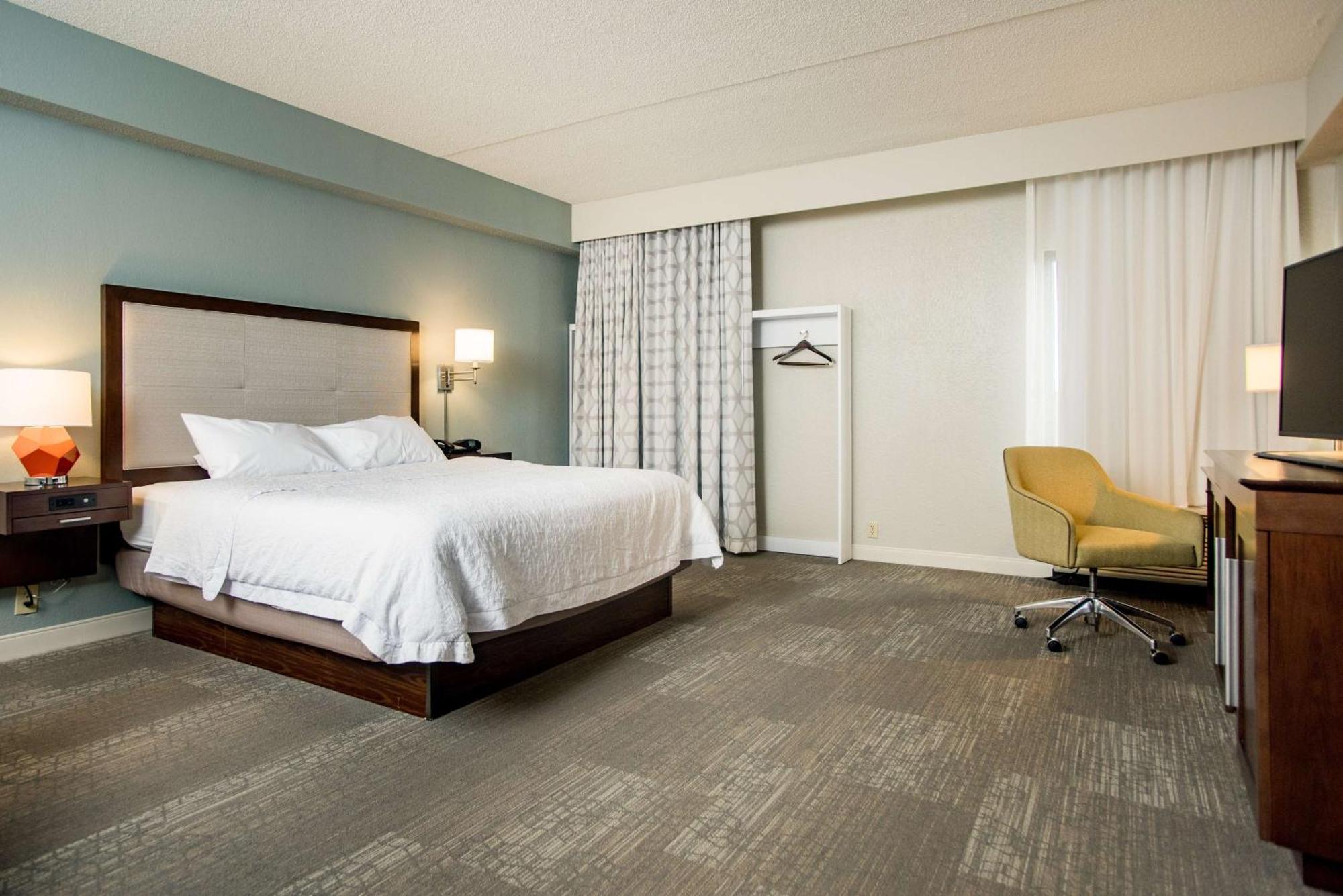 Hampton Inn Joplin Exterior foto