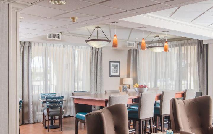 Hampton Inn Joplin Exterior foto